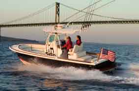 The Surfhunter 25 Center Console is designed to handle outboard, inboard and sterndrive propulsion.