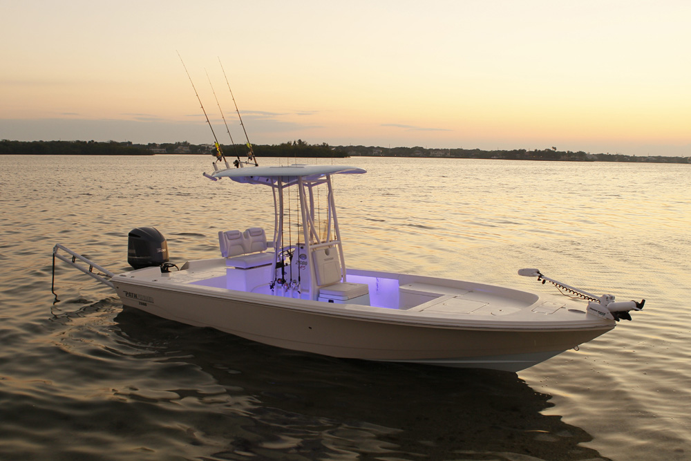 Fish hard and play easy on the Pathfinder 2600 TRS. #pathfinderboats  #anglerdriven #bayboat #family #fishing