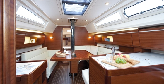 The Dehler 38 interior is offered in two cabin configurations, and owners can choose between different veneers, cabin soles, and upholstery.