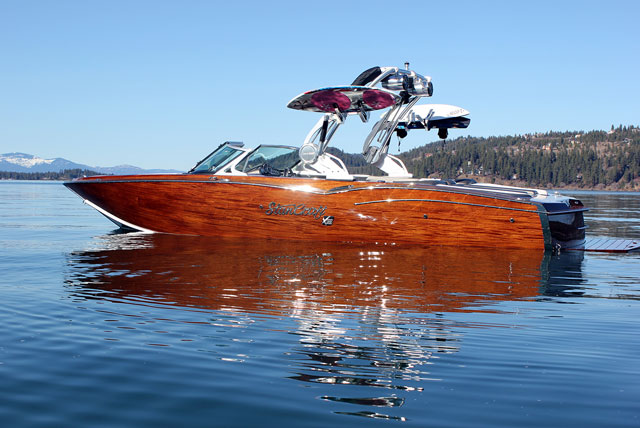 Yes, that’s a real mahogany hull on the StanCraft MasterCraft X30.