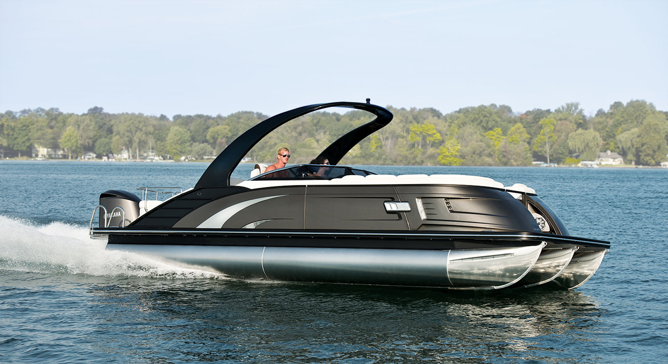 How to Handle a Pontoon Boat - boats.com