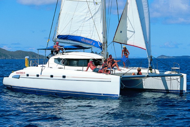 Perry Design Review: Bahia 46 - boats.com