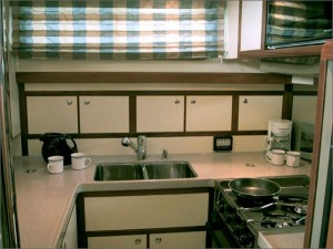 Complete with an array of appliances, the galley of the 35-footer is comparable in size to that of the galleys in larger Nordhavn offerings.