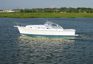 Mainship Pilot 34 Express (AKA NauticBlue 341) Delivered to Charter Outfit