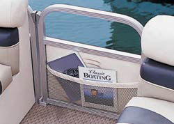 A transom gate simplifies boating and debarking.