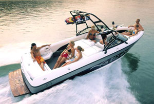 The Malibu Wakesetter XTi earned Powerboat magazine's 2002 Tow Boat of the Year award.