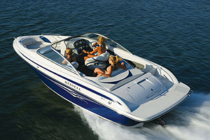 At 21 feet, 7 inches in length, the 220 is a small boat but is still larger than a typical entry-level boat.