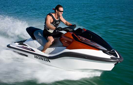 AquaTrax F-15: A Little Less PWC from Honda