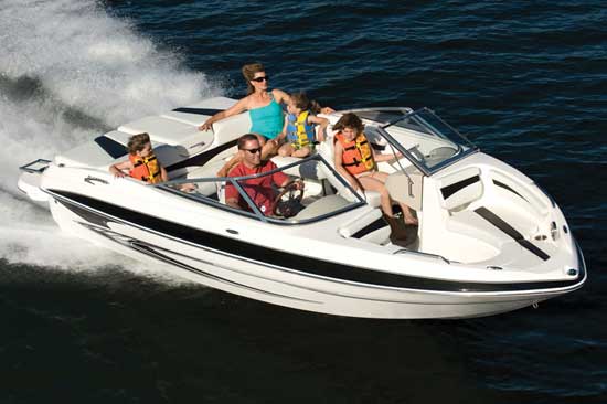 The Glastron Gt 225 A Runaway Runabout Bargain Boats Com