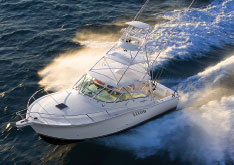 The 360 Express Fisherman tops out at 34.5 knots with twin 435-hp IPS600s.