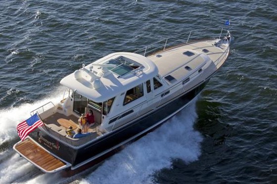 Sabre Yachts 48 Salon Express: More boat, More Room, More Fun