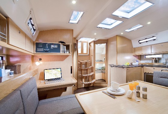 Bavaria cruiser 45 interior