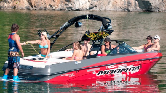 wakeboarding with the skiers choice moomba