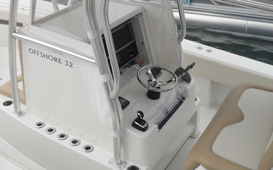 BRP Rolls Out a Joystick Control for V6 Evinrude Outboards thumbnail