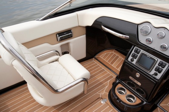 chris craft capri 21 cockpit