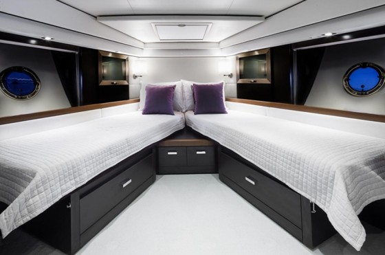 tiara 50 coupe stateroom