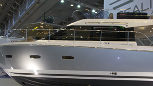 Sealine F38 first look video