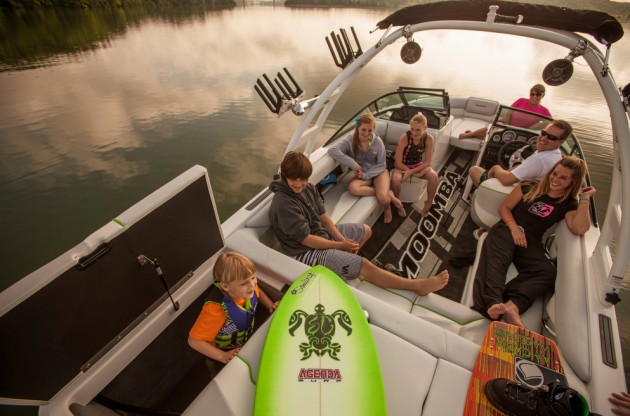 An overhead photo of the Moomba Mojo 2.5 with passangers. 