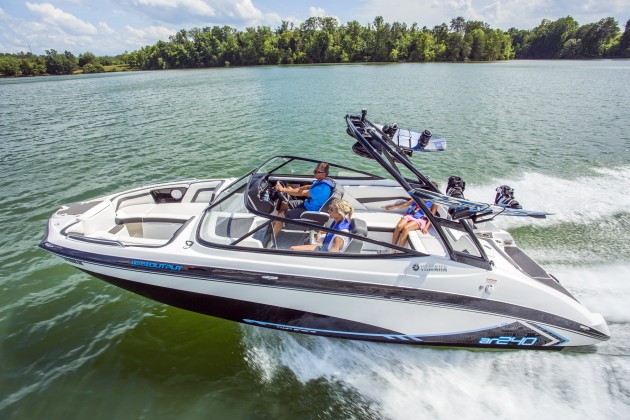 The Yamaha AR240 adds bold graphics and a tow-sports tower to the base SX240 model.