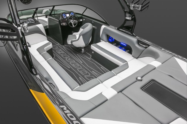 There's not only a lot of room inside the Moomba Mojo 2.5, but a lot of power. That aft engine hatch hides a 6.2-liter Raptor engine by Indmar, which is capable of bellowing out a whopping 404 foot pounds of torque. 