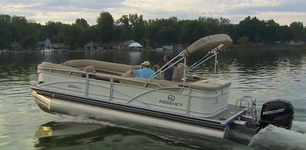 Regency 220 DL3 pontoon boat video boat review