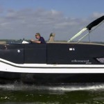 Bayliner-element-xr7 video boat review