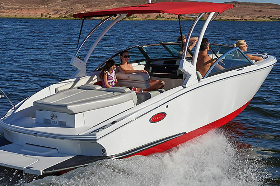The 2016 Cobalt CS3 isn’t the fanciest boat in the builder’s line-up, but it does deliver Cobalt quality in a more affordable package.