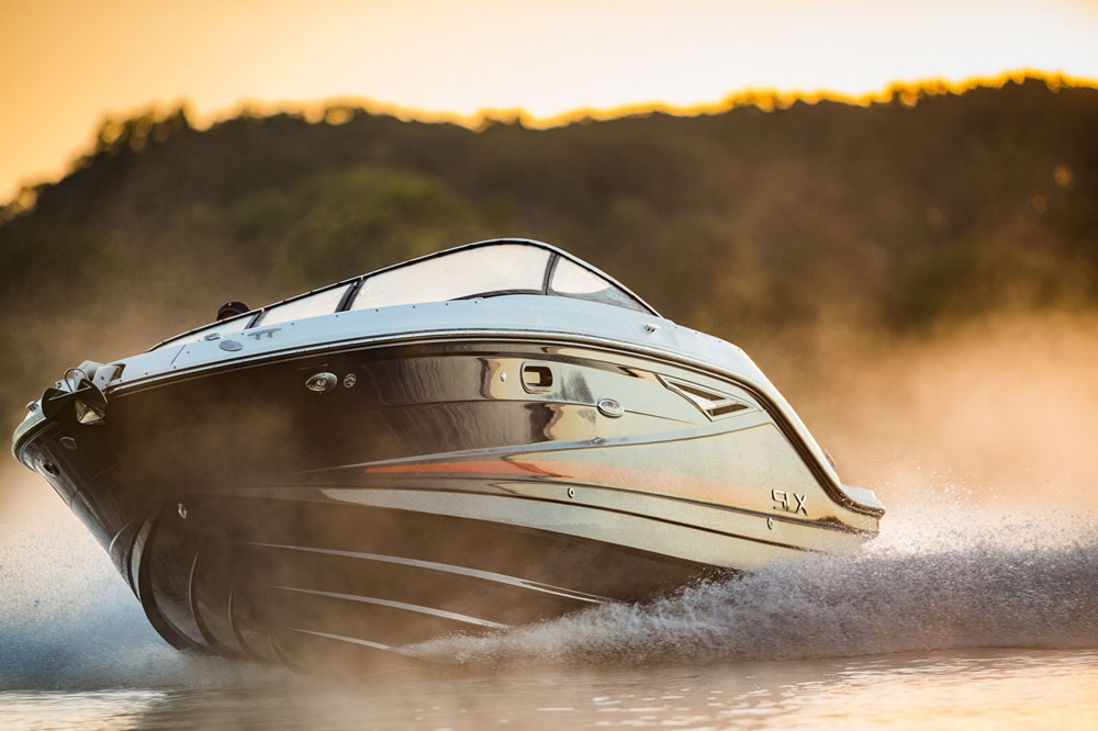 The gel coat on this Sea Ray 250 SLX is utterly gorgeous. The question is, will you keep it looking that way?