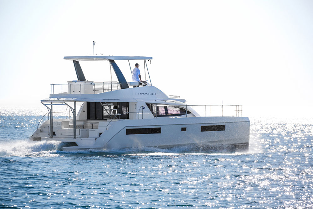 Smart hull design keeps the interior voluminous, yet allows for good cruising speeds and fuel efficiency.