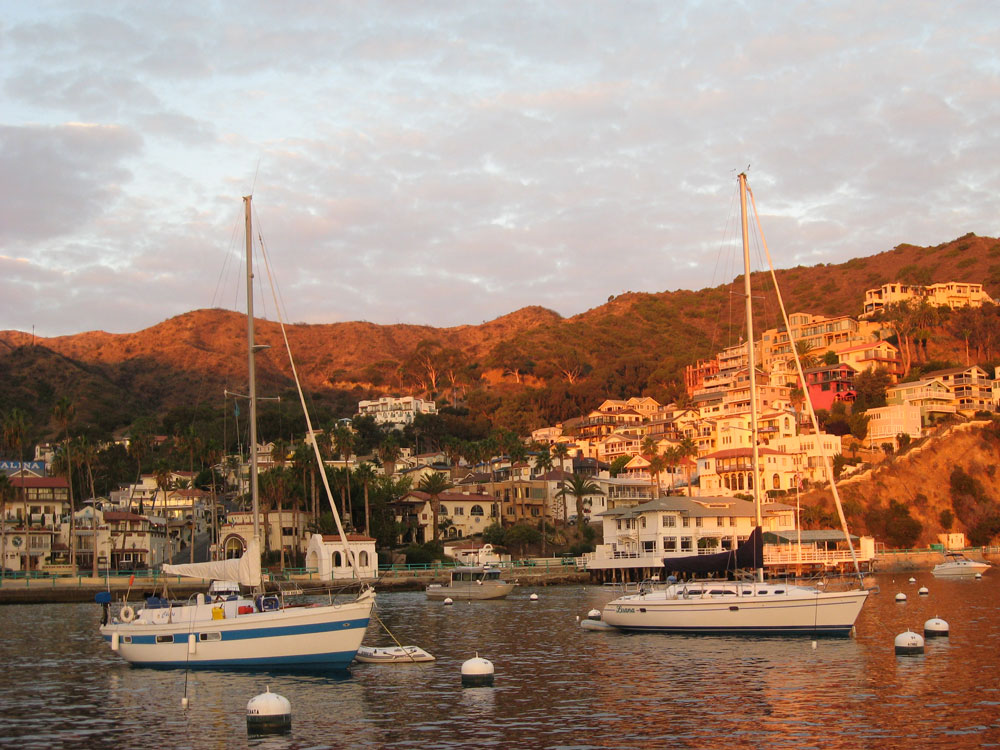 26 miles into the Pacific, Santa Catalina Island and Avalon Beach are Southern California’s playground.