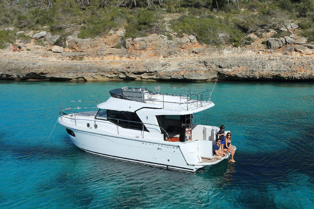 Sailing-Stream.fr ⚓ Cinq chalutiers abordables de moins de 40 pieds ⚓ Bateaux à moteur