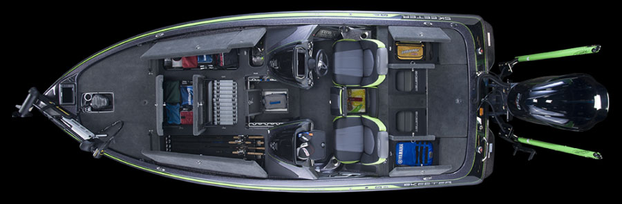 Inside the Skeeter FX21 LE there’s plenty of room for fishing rods, tackle, and gear.