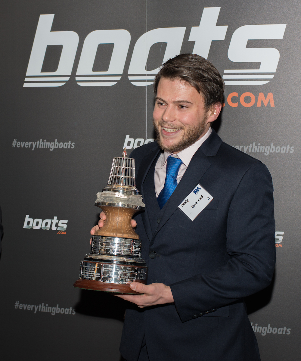 Gavin Reid, 2016 boats.com YJA Yachtsman of the Year, receives his award from 2015 winner, Ian Walker.