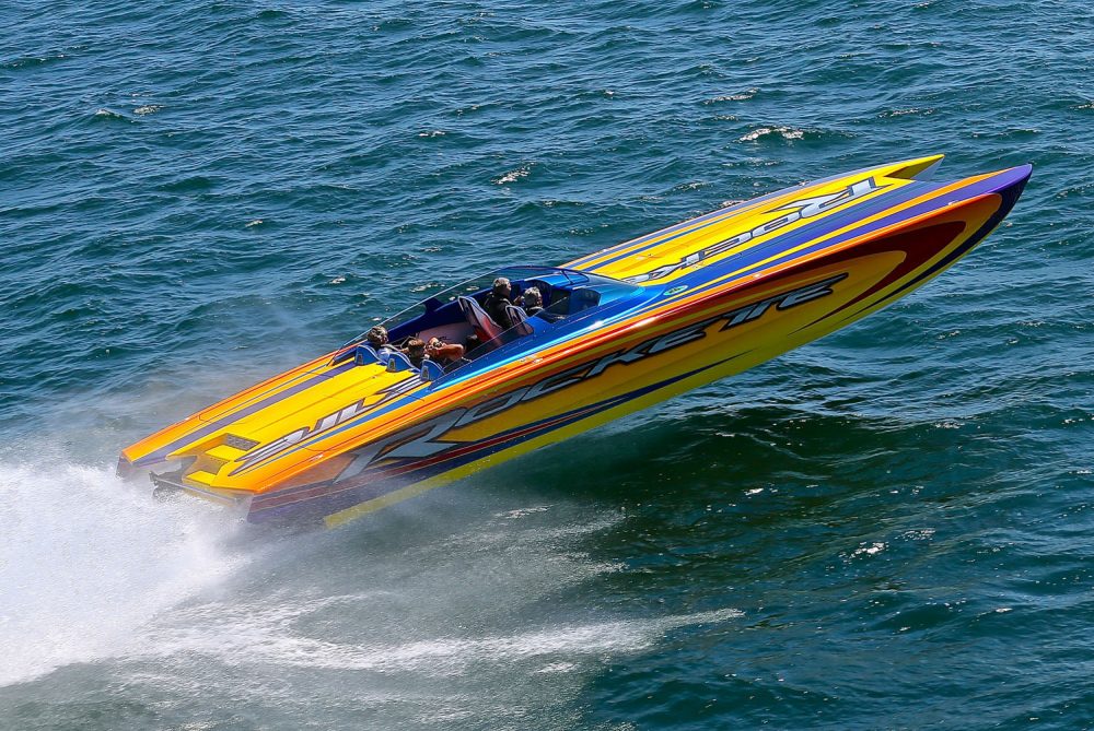 racing speed boats