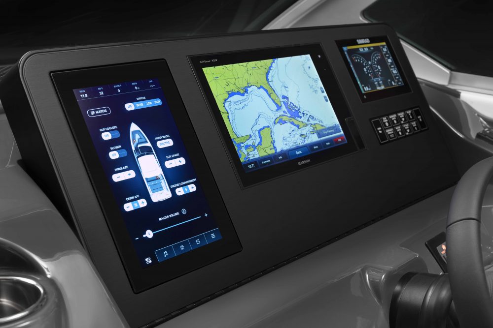Aviara AV32 helm