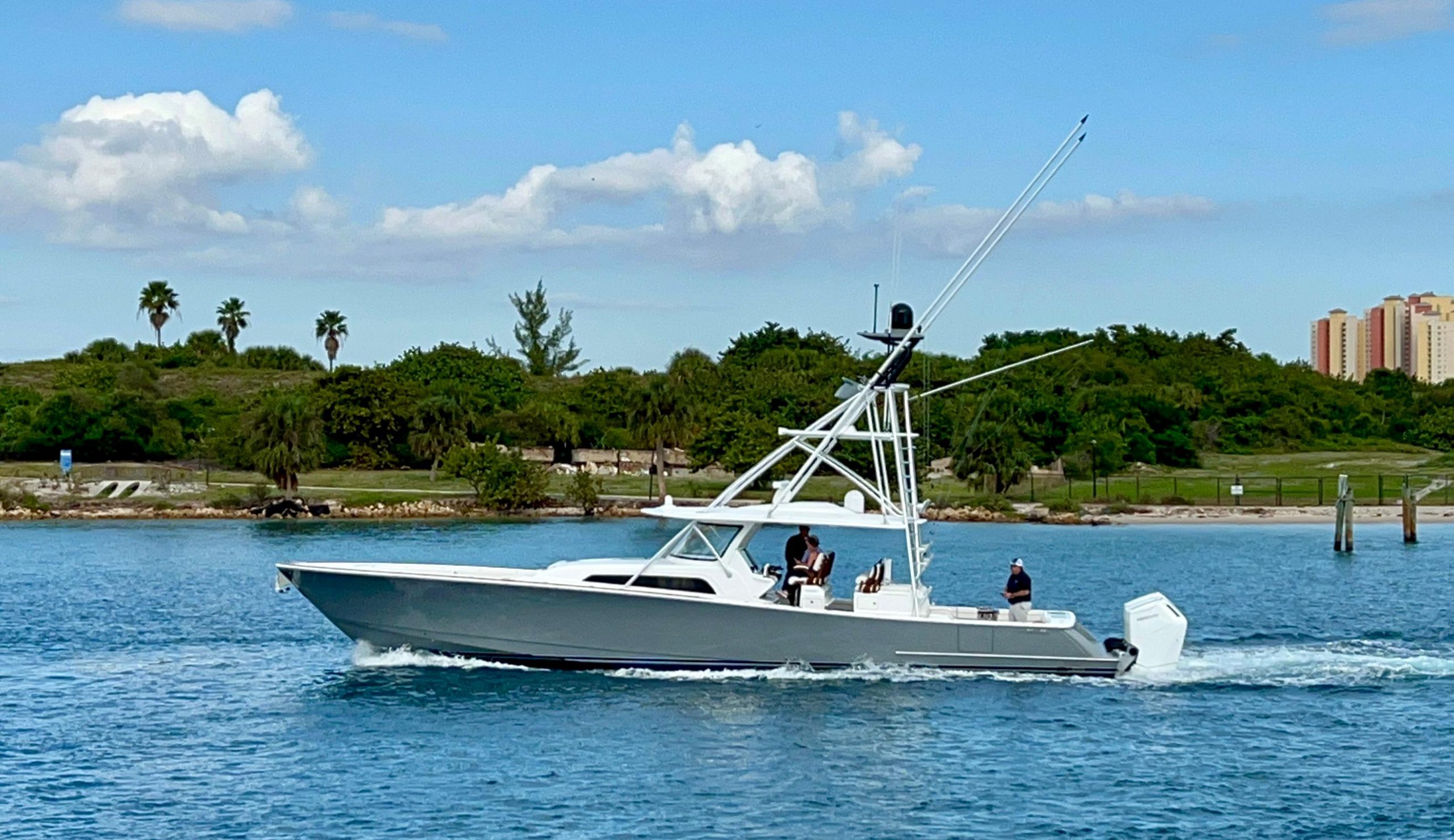 Hot New Boat Models and Tech for Summer 2023 Boating Season