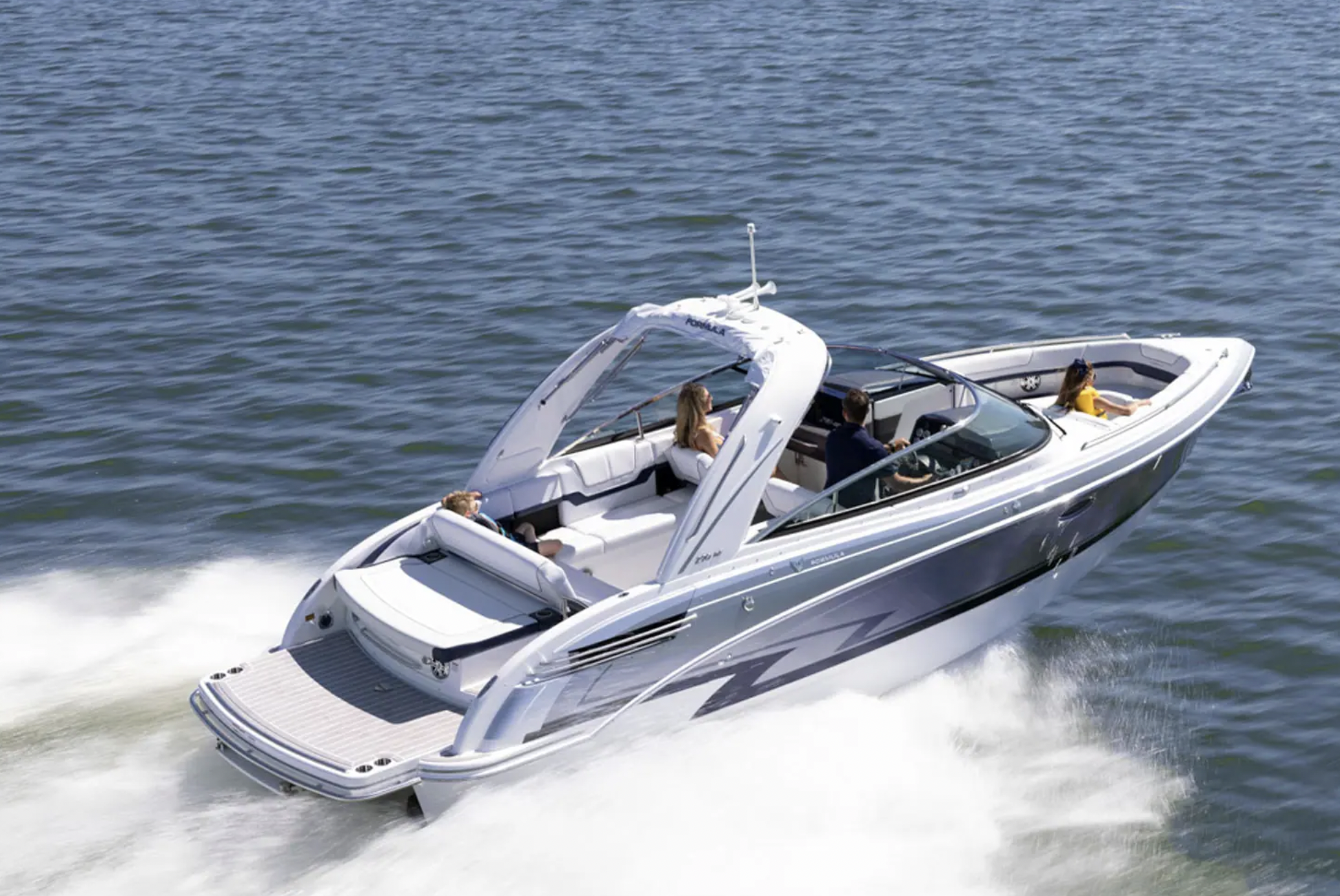 Formula 290 Bowrider Review: A Sleek Ride thumbnail