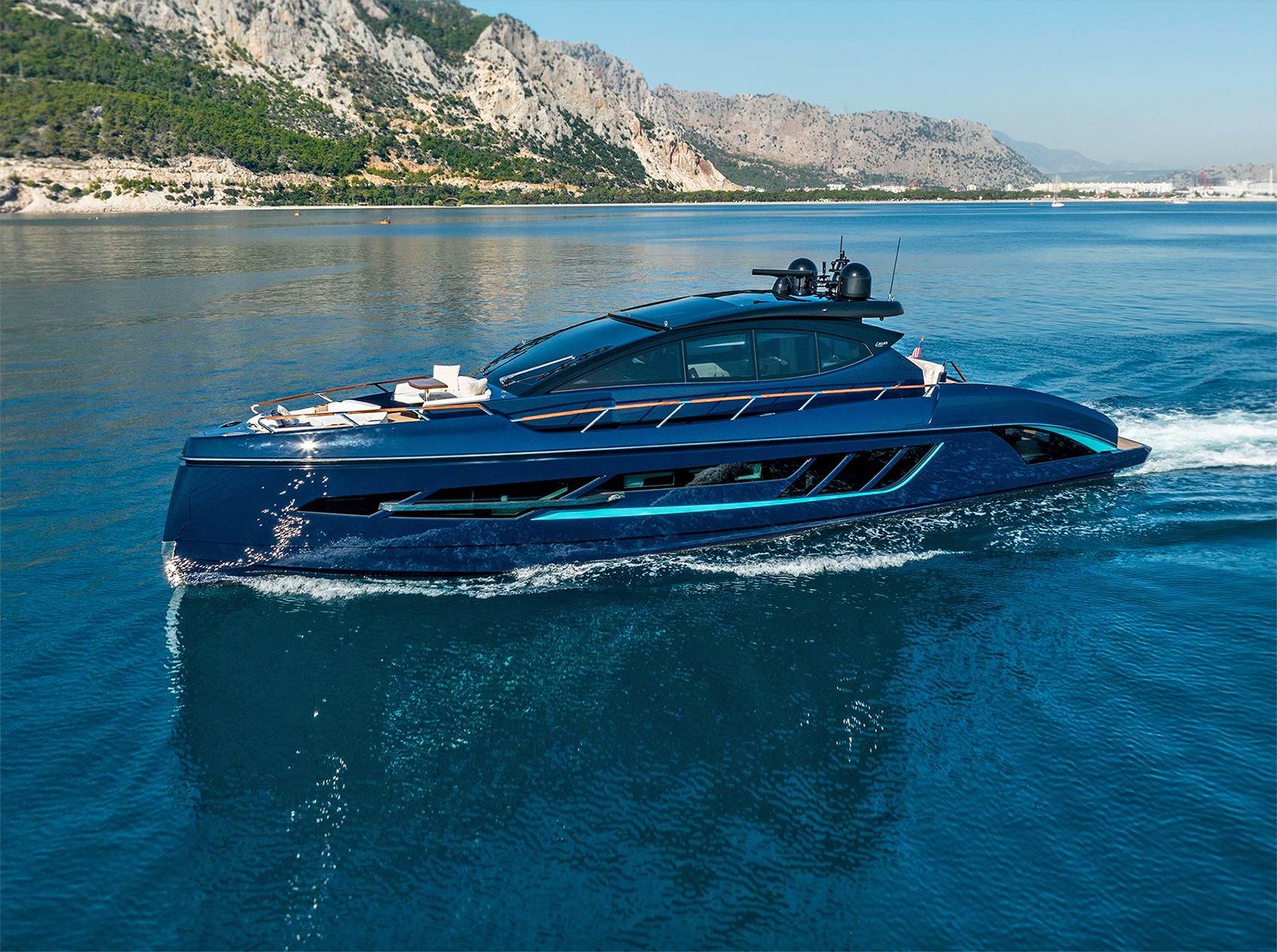 Lazzara LSX 67 Review: Devilishly Delightful Express Cruiser