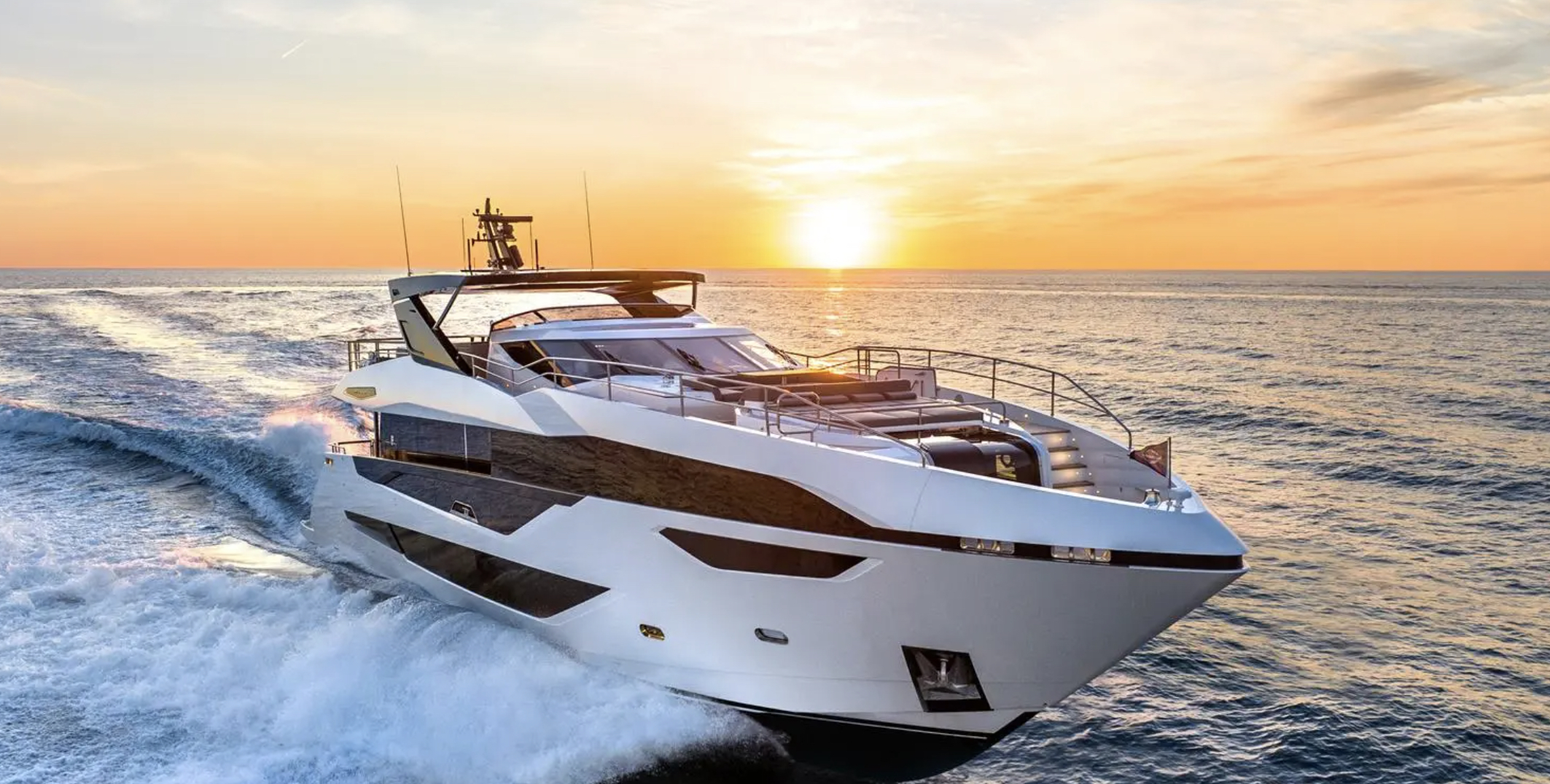 Sunseeker 100 Yacht Review: Superior Style thumbnail