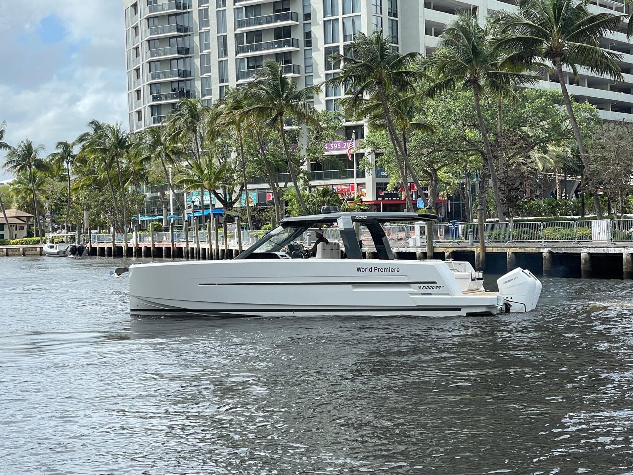 Fjord 39 XP Review: Outboard-Powered Luxury Yacht thumbnail