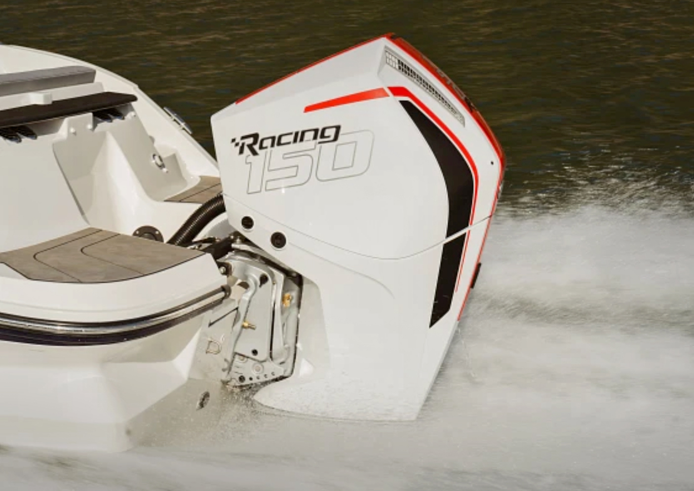 Mercury Racing Introduces New 150R/200R V6 Outboards