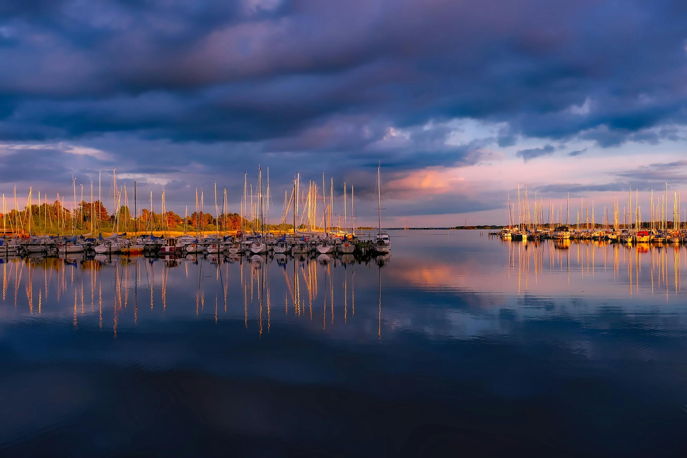Fall Prep for Your Boat: Essential Guide thumbnail