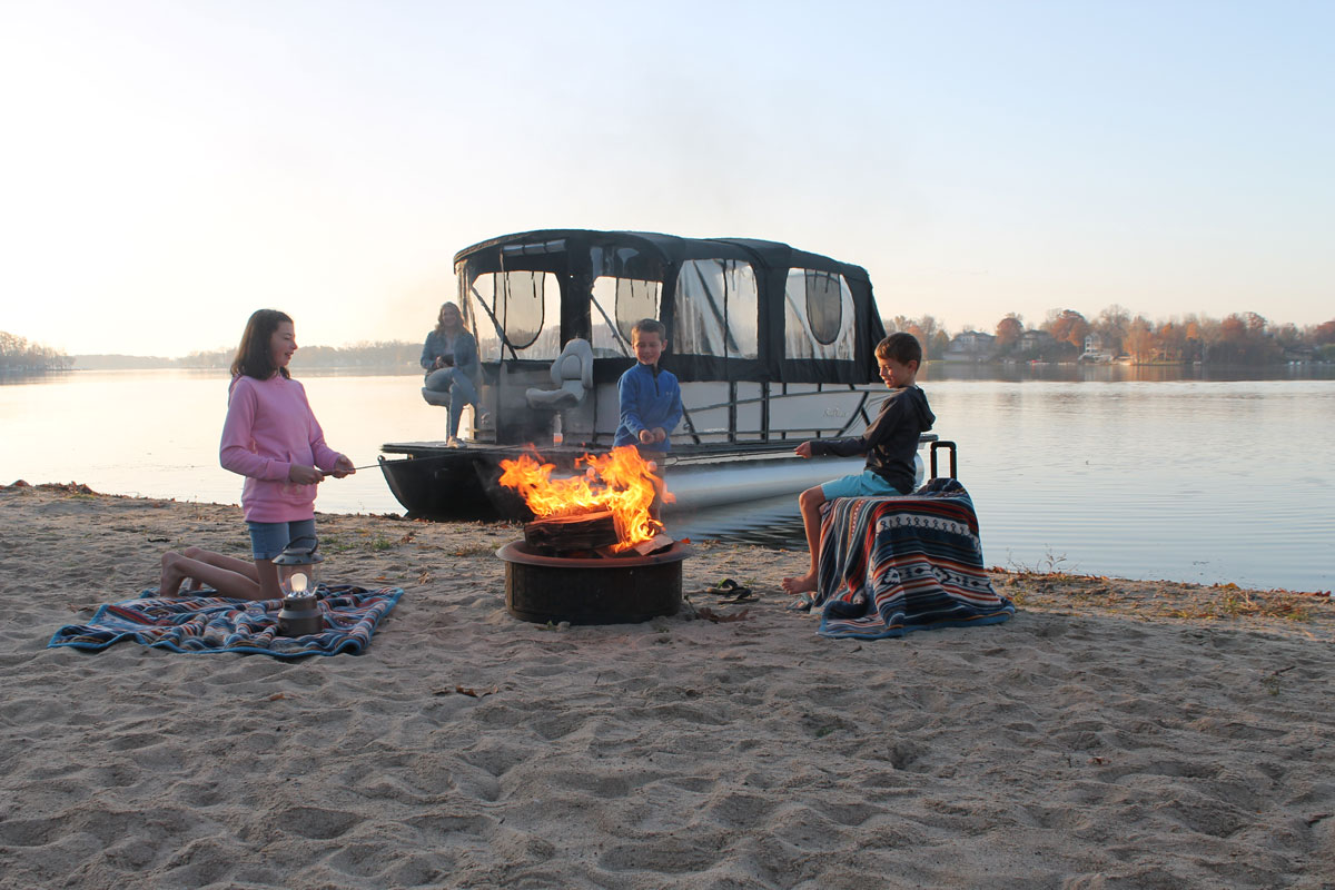 Best Pontoon Boats Under $50,000 thumbnail