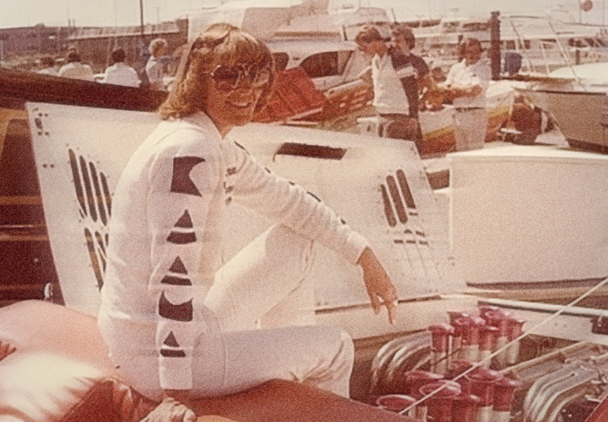 Betty Cook: The Trailblazing Offshore Powerboat Racer