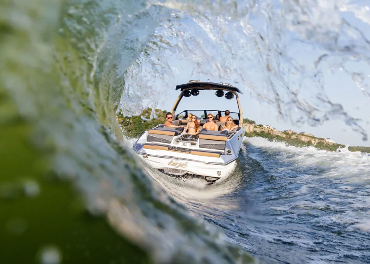 Best Ski and Wake Boats for 2025 thumbnail