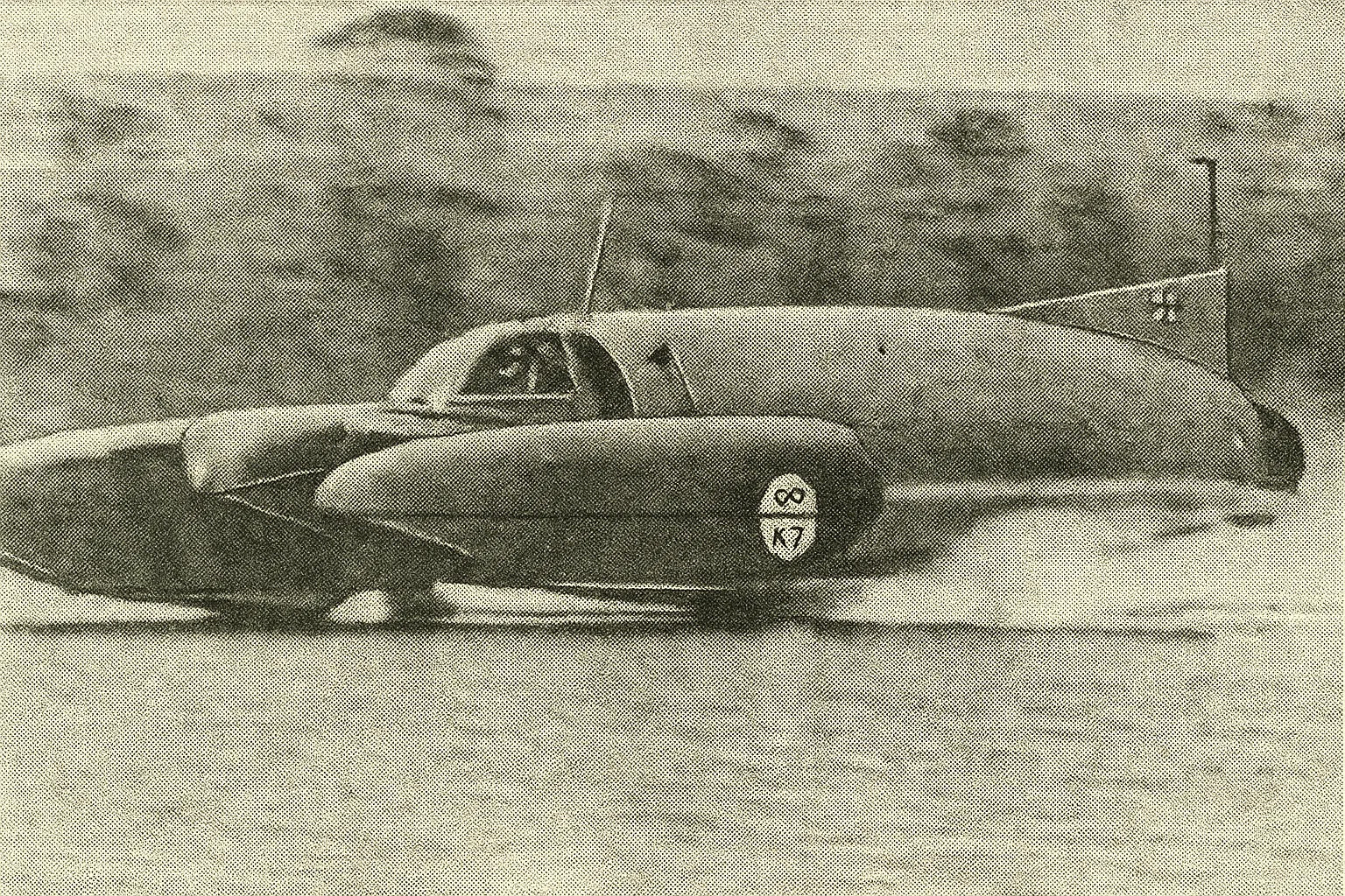 The Lost Legend of the Bluebird K7: A Hydroplane’s Untold Offshore Legacy thumbnail