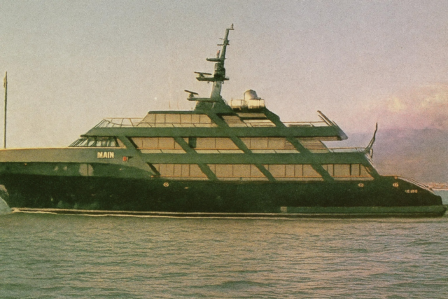 Remembering Giorgio Armani: His Iconic Yachts and Their Timeless Design thumbnail