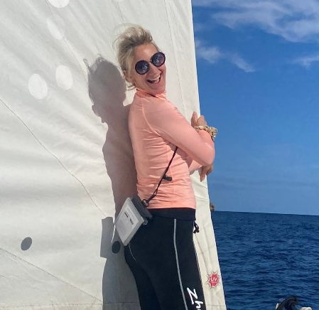 Sailing Yacht Charter on the White Isle thumbnail