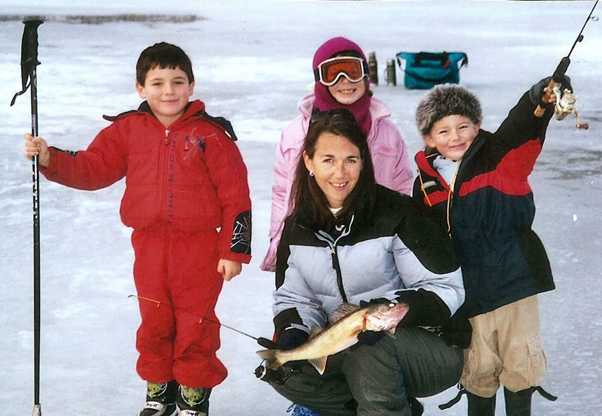 Ice Fishing: Everything You Need to Know thumbnail
